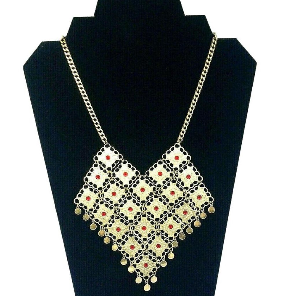 Vintage Gold Tone 1970s Vendome Necklace 125$